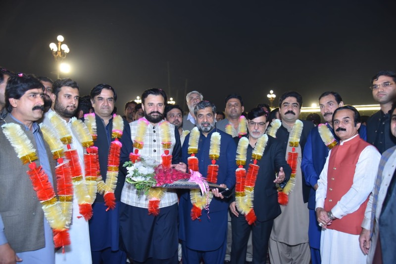 The Members Have Organized This Conference As A Commendable And Beautiful Event In Honour Of The President Of The Pakpattan Chamber Of Commerce And Industry.