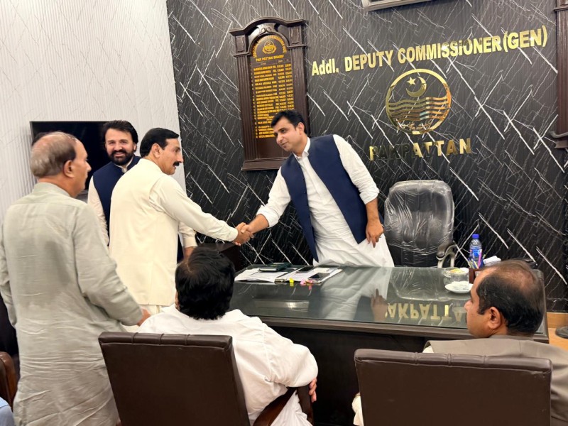 Mr. Azmat Mahmood Chishti Emphasized That Active Participation Of PCCI In District Committees Is Essential For Effective Policy Formulation And To Ensure That The Concerns Of The Trade And Industrial Sector Are Adequately Addressed. He Further Highlighted That The Allocation Of Land For A Small Industrial Zone Will Play A Pivotal Role In Promoting Local Entrepreneurship, Attracting Investment, And Generating Employment Opportunities For The Youth Of Pakpattan.