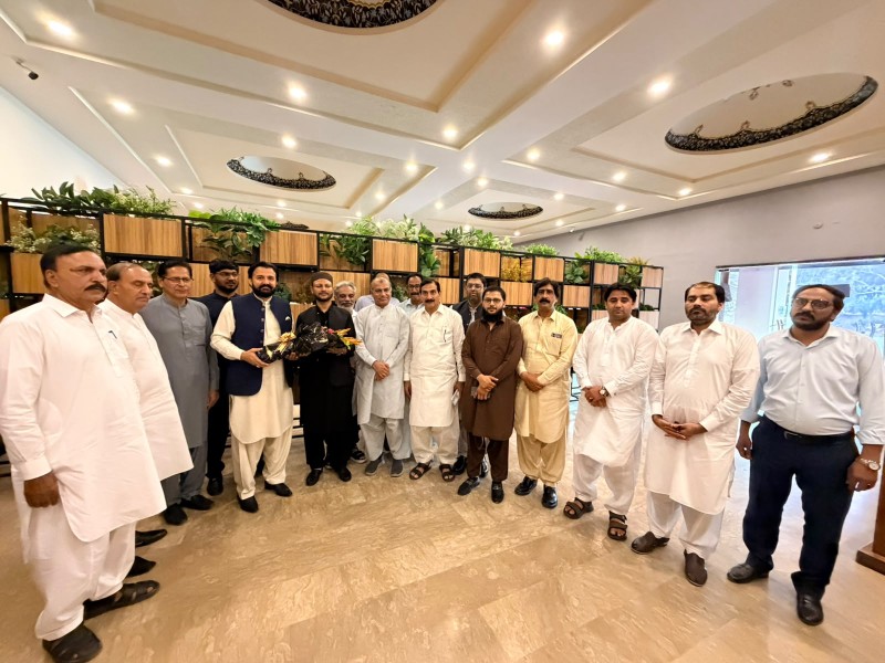 The PSIC Delegation Included Mr. Ubaidullah Afzal, Director PSIC Sahiwal, Mr. Tayyab Shahzad, Deputy Director PSIC Sahiwal, Hafiz Abdul Mustafa Ramay, District Officer PSIC Pakpattan, And Mr. Ghulam Murtaza Kamaal, Officer PSIC Pakpattan, While The Consultants Team From Lahore Comprised Mr. Zaeem Ul Hassan, Director Admin, Mr. Imran Berjees, Director Technical, Mr. Fawad Habibullah, Sr. Manager, Mr. Salman, Assistant Manager, And Mr. Abdul Malik, Assistant Manager.